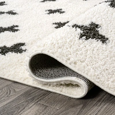 Cristo Berber Geometric Shag Indoor Area Rug - JONATHAN Y 8 Cristo Berber Geometric Shag Indoor Area Rug - JONATHAN Y - Image 6