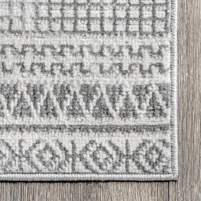 NuLOOM Harper Mosaic Global Stripes Area Rug 4 NuLOOM Harper Mosaic Global Stripes Area Rug - Image 2