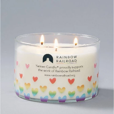 18oz Pride 3-Wick Candle Hearts - Yankee Candle 7 18oz Pride 3-Wick Candle Hearts - Yankee Candle - Image 5