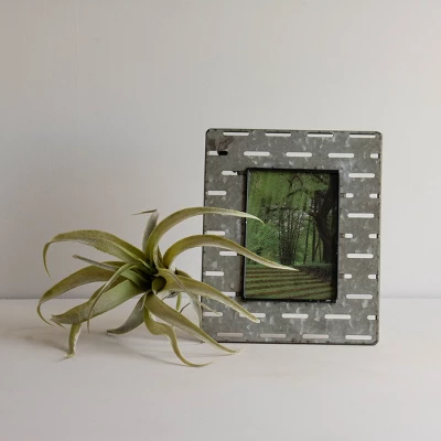 4x6 Inches Galvanized Metal & Glass Photo Frame - Foreside Home & Garden 8 4x6 Inches Galvanized Metal & Glass Photo Frame - Foreside Home & Garden - Image 6