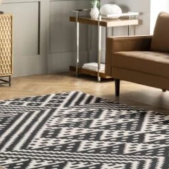 NuLOOM Chiara Machine Washable Modern Geometric Area Rug 21 NuLOOM Chiara Machine Washable Modern Geometric Area Rug -Home Decor Store GUEST 936060e0 99a8 41fa b2cc 6a4d9bb6ec18