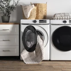 NuLOOM Azzie Modern Zig Zag Machine Washable Area Rug 21 NuLOOM Azzie Modern Zig Zag Machine Washable Area Rug -Home Decor Store GUEST b1fc0c58 1cee 4575 92f1 6dfa6f1cd8b6