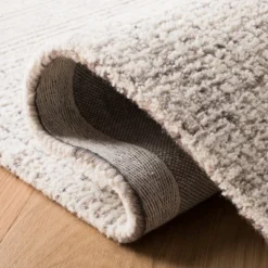 Abstract ABT349 Hand Tufted Area Rug - Safavieh -Home Decor Store GUEST b99affb9 8e44 4aac 908d 00deff318c57